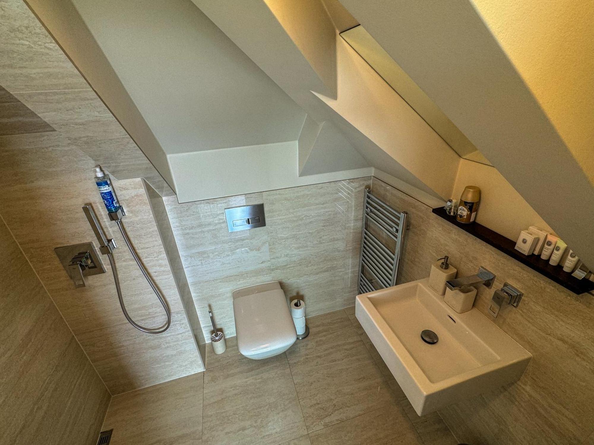 Apartman Se Saunou A Terasou S Vyhledem Na ブルノ エクステリア 写真